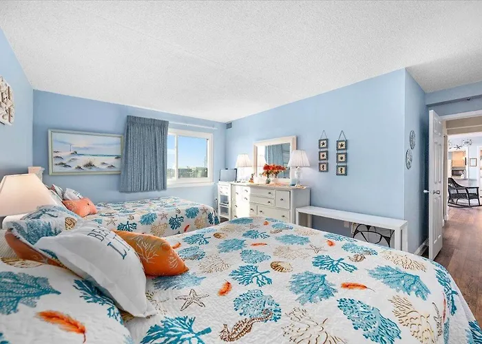Ocean View 2 Bedroom Capri With Pool!