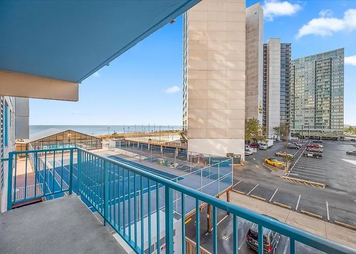 Ocean View 2 Bedroom Capri With Pool! Ocean Stadt
