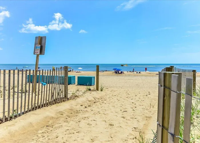 Ocean View 2 Bedroom Capri With Pool!